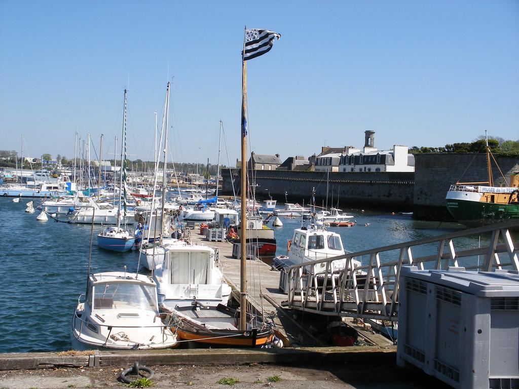 Hotel Modern Concarneau Exterior foto